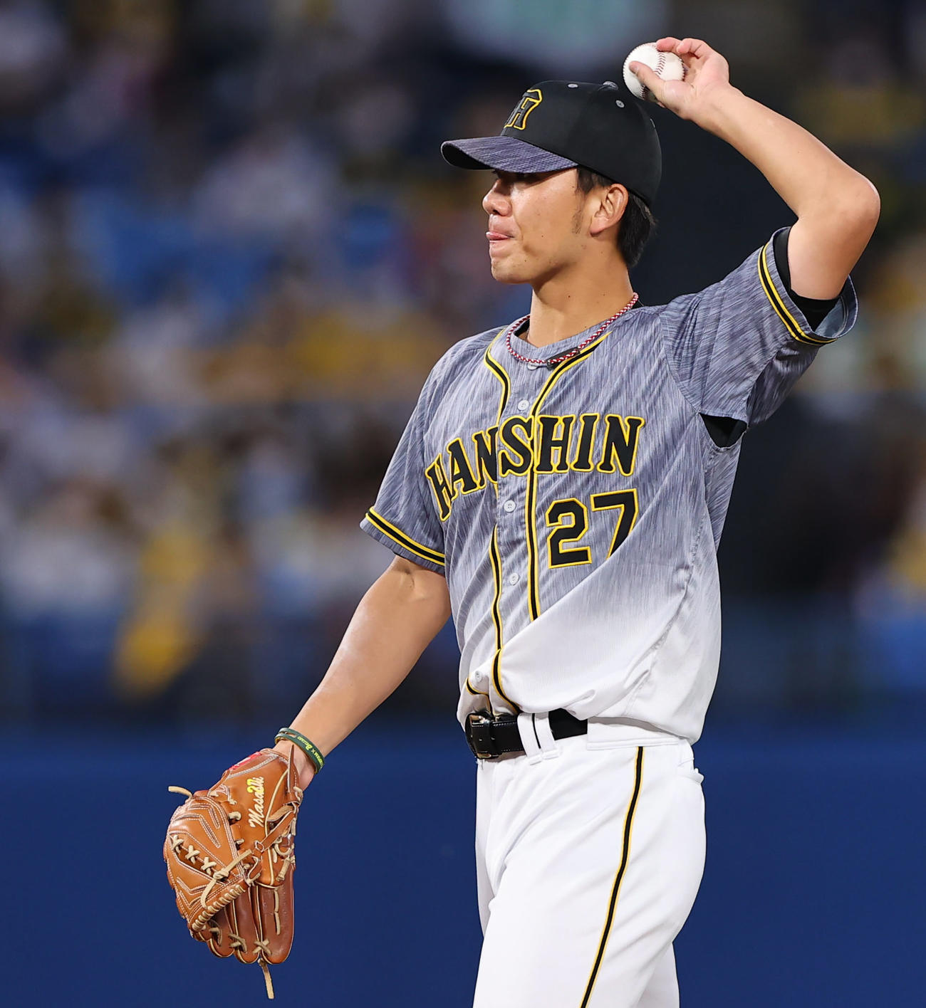 ヤクルト対阪神　1回裏ヤクルト2死三塁、村上に適時打を許し舌を出し悔しがる伊藤将（撮影・垰建太）