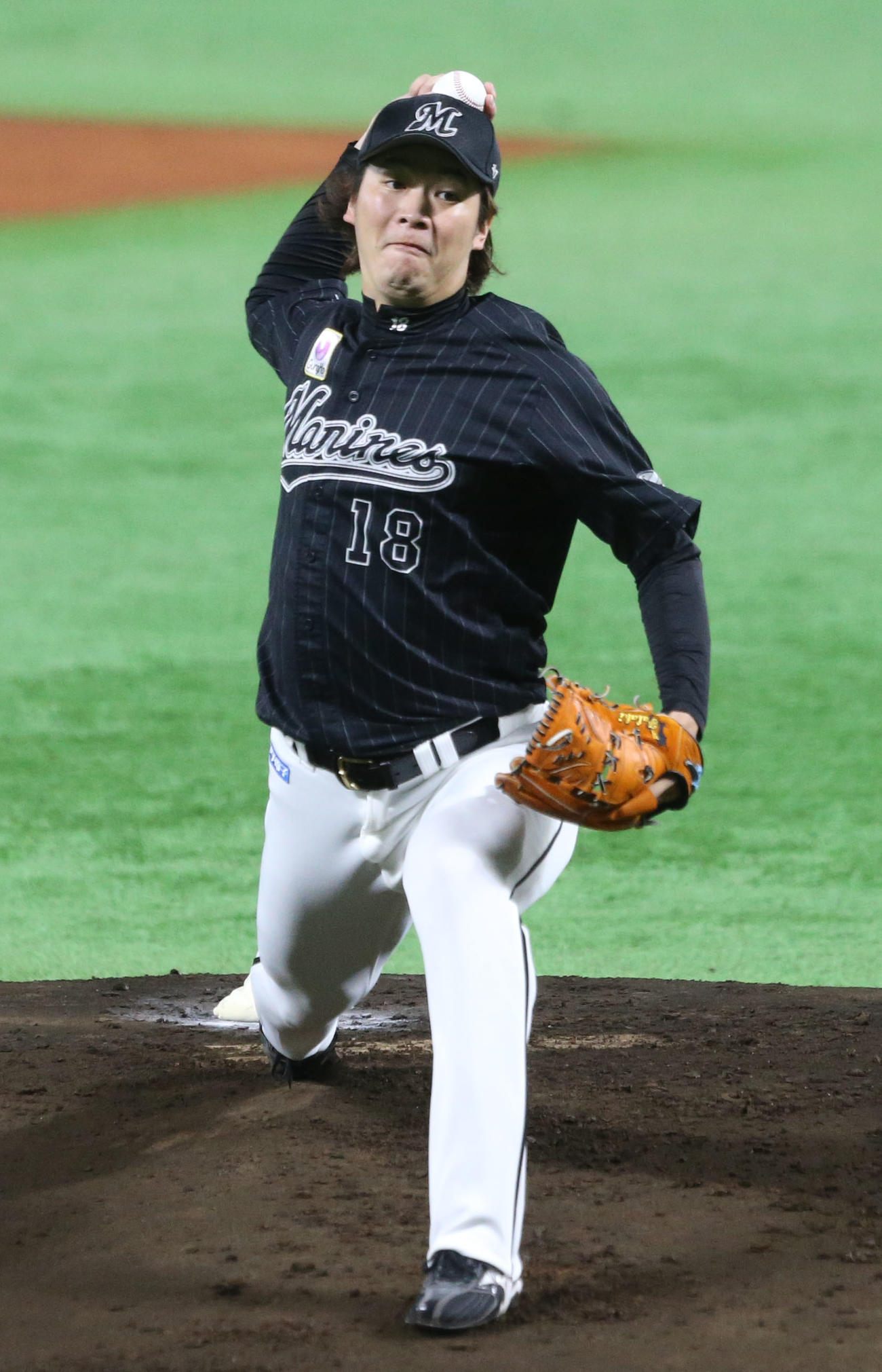 ソフトバンク対ロッテ　ロッテ先発二木（撮影・屋方直哉）