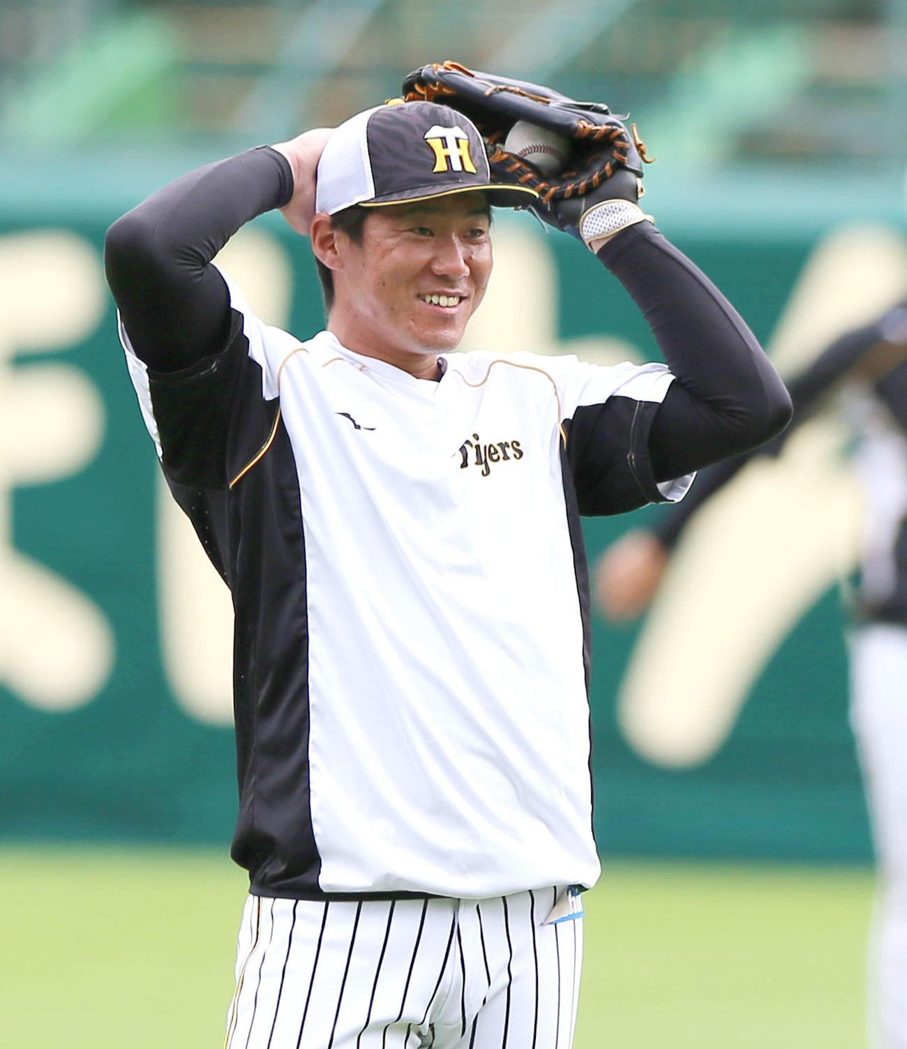 1軍に合流し笑顔を見せる陽川（撮影・上山淳一）