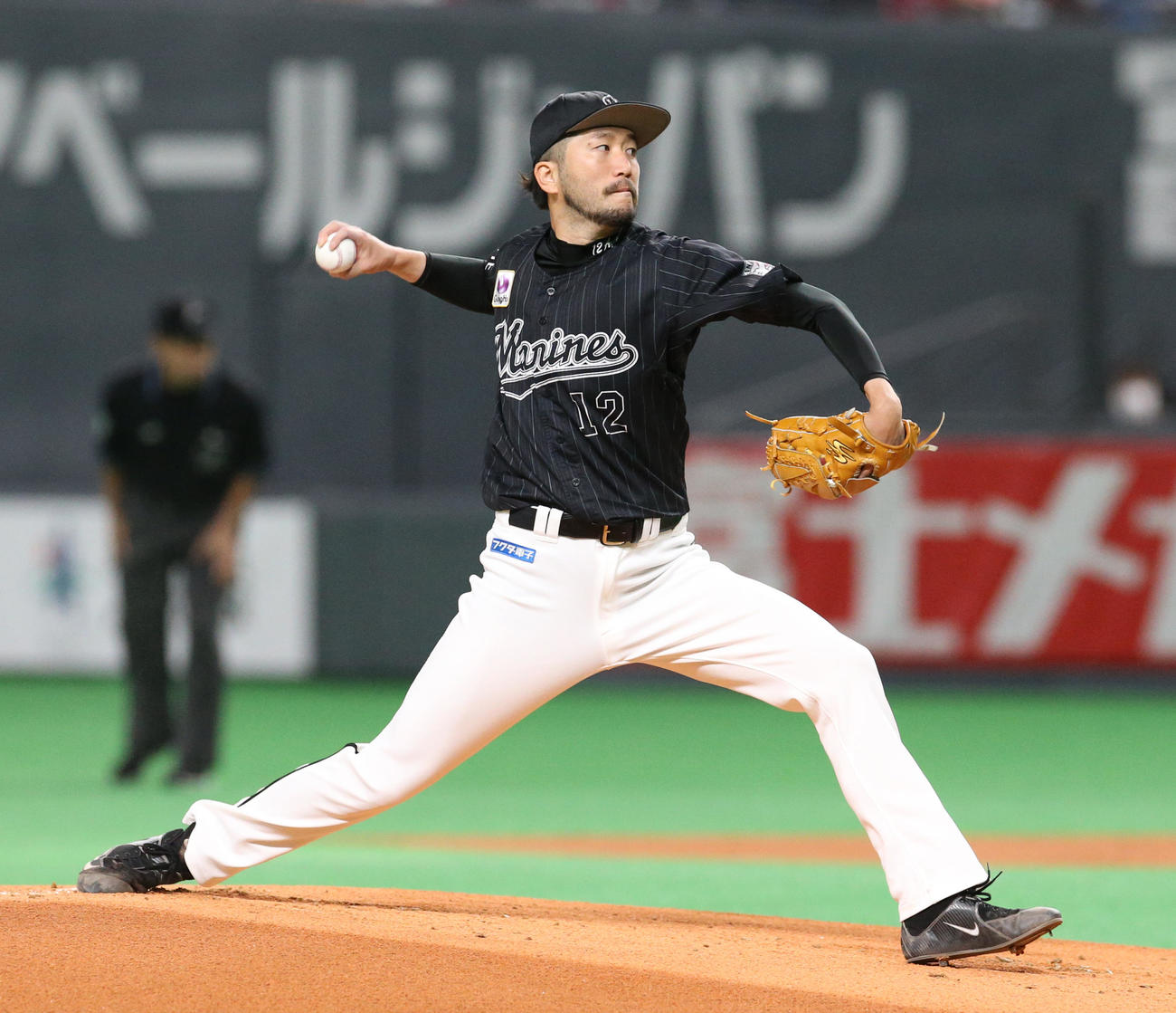 日本ハム対ロッテ　ロッテ先発の石川（撮影・佐藤翔太）