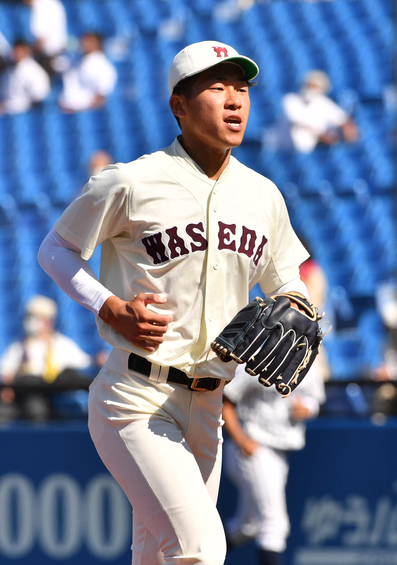 早大対立大　3回までに3点を失った早大・徳山（撮影・柴田隆二）