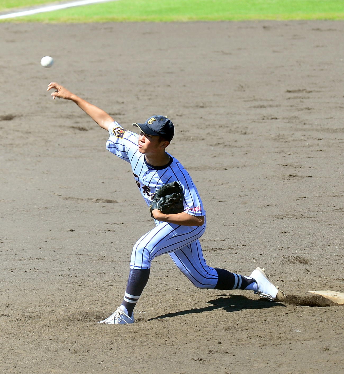 力投する東海大静岡翔洋中・中野