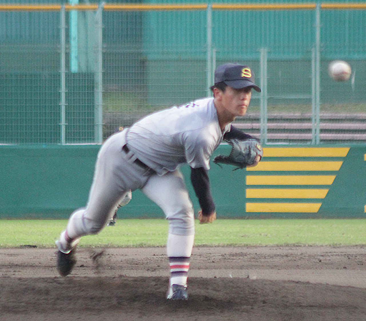 龍谷大戦に先発し最速148キロをマークした京産大・北山
