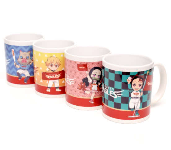 楽天とアニメ「鬼滅の刃」がコラボしたマグカップ（球団提供）