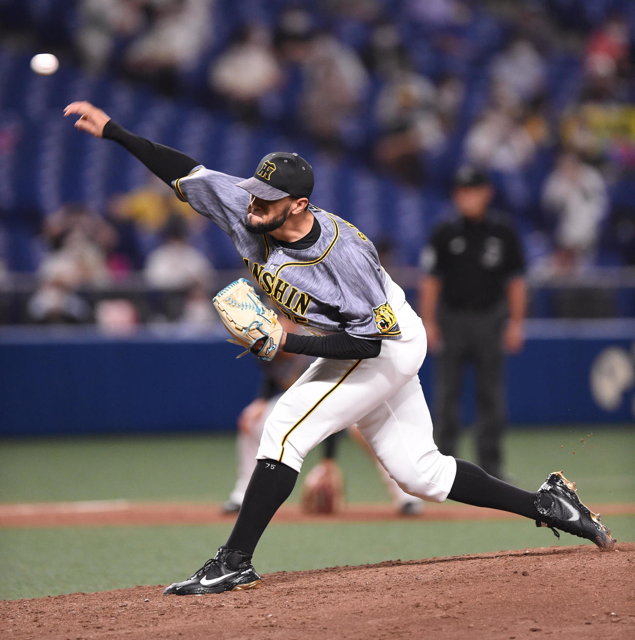 中日対阪神　9回裏、阪神5番手で登板するスアレス（撮影・森本幸一）
