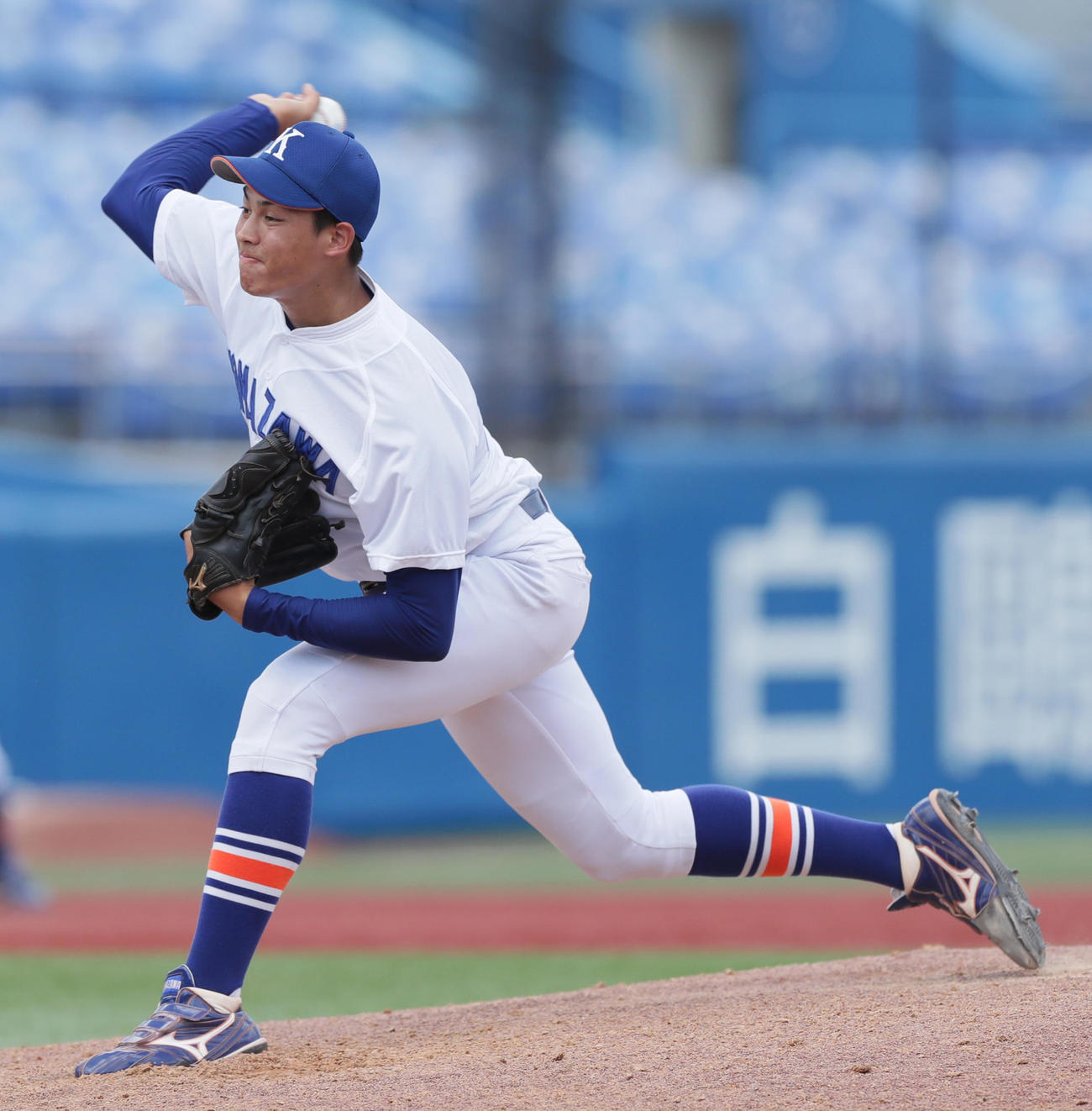 駒大対亜大　初勝利を挙げた駒大のエーアン・リン（撮影・足立雅史）