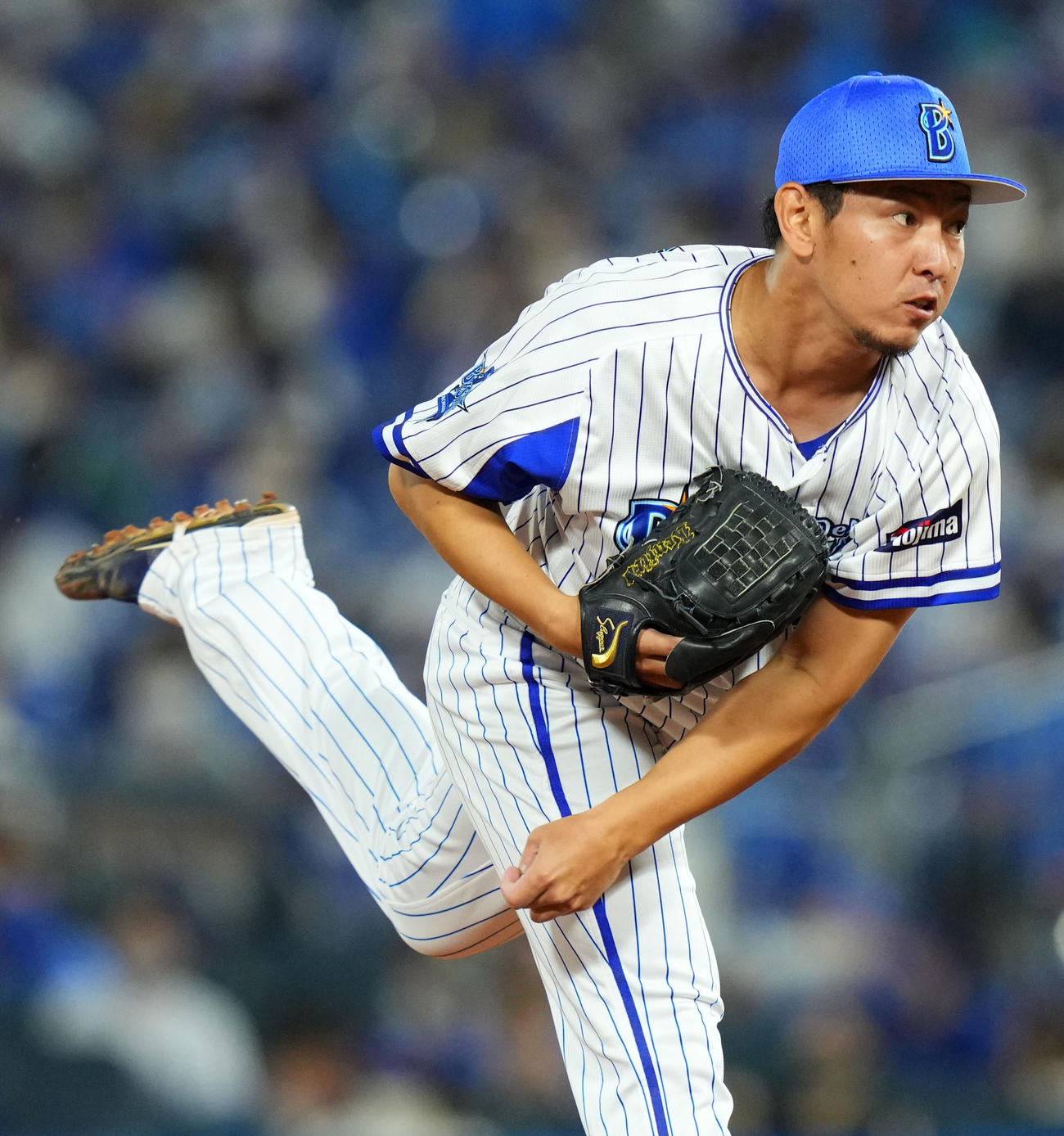 DeNA対ヤクルト　7回表から登板したDeNA田中健（撮影・横山健太）