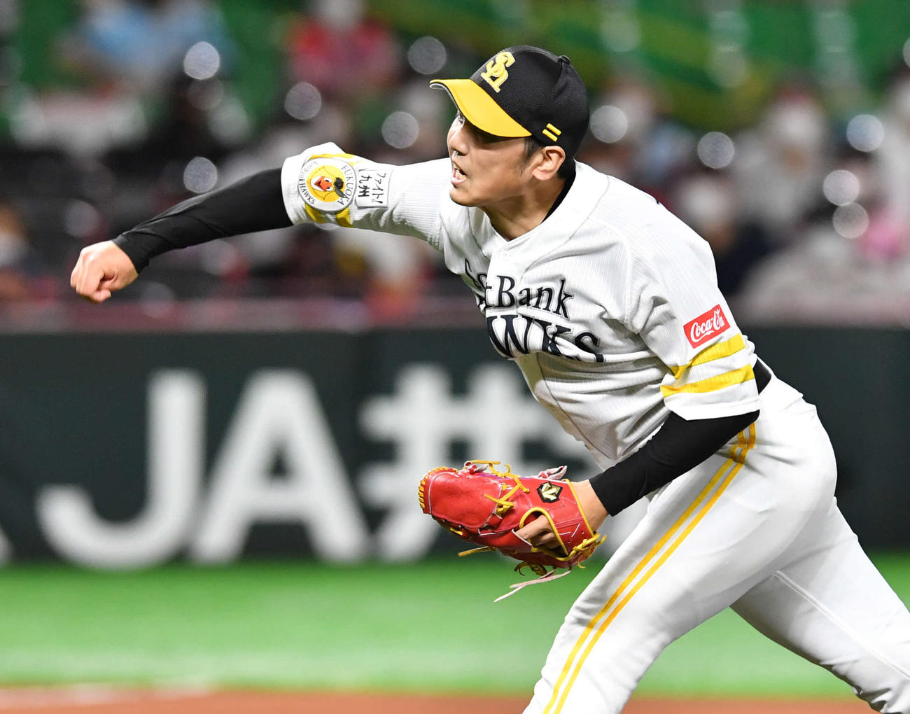 ソフトバンク対日本ハム　ソフトバンク先発の石川（撮影・岩下翔太）