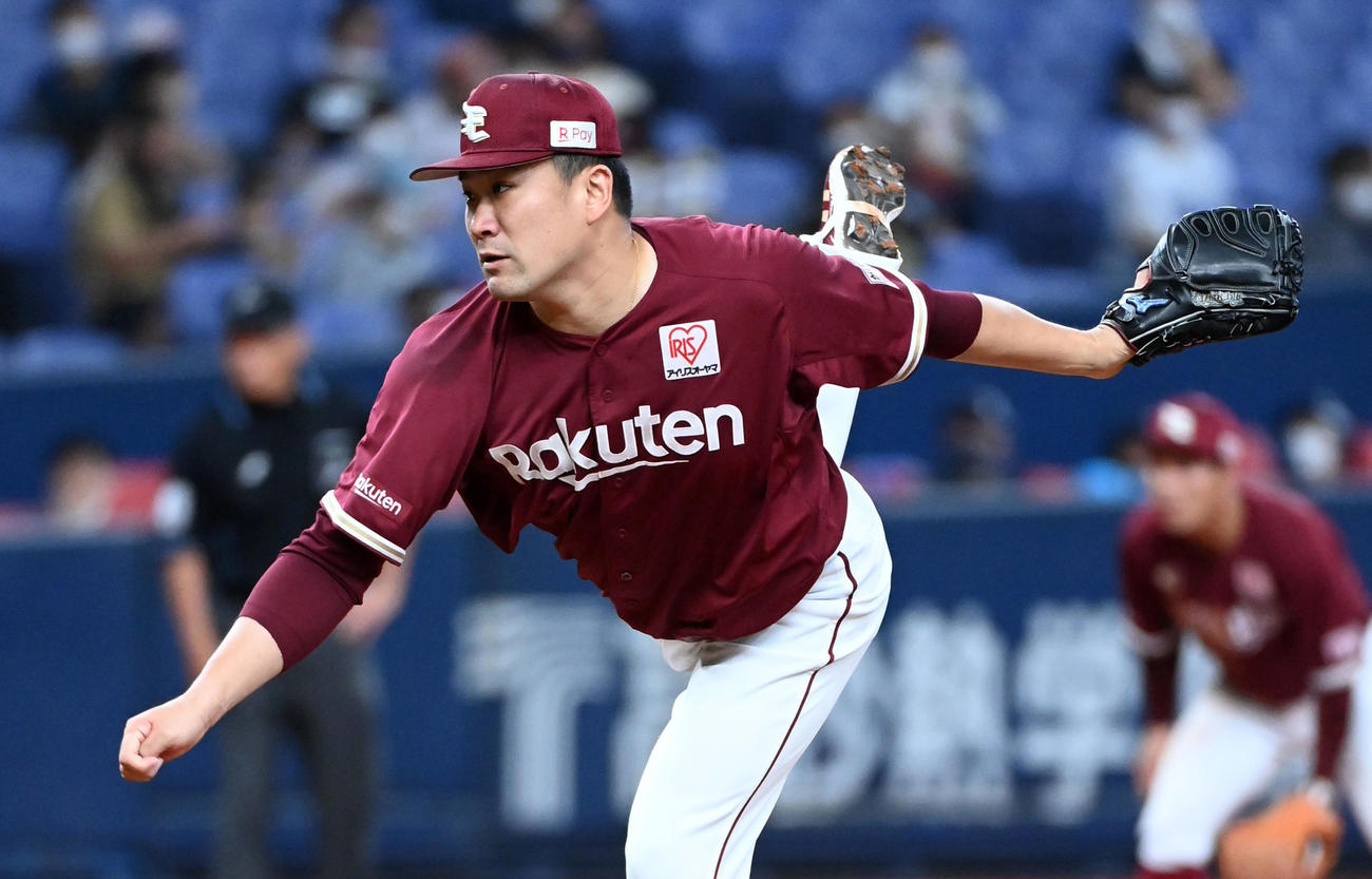 オリックス対楽天　楽天先発の田中将（撮影・前岡正明）