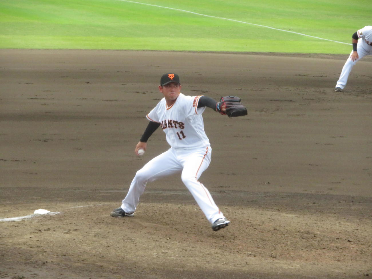 イースタン・リーグの日本ハム戦で好リリーフした巨人平内（撮影・久保賢吾）