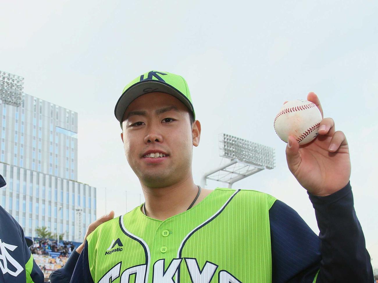 プロ初勝利を挙げたヤクルト中尾輝（2018年4月8日撮影）