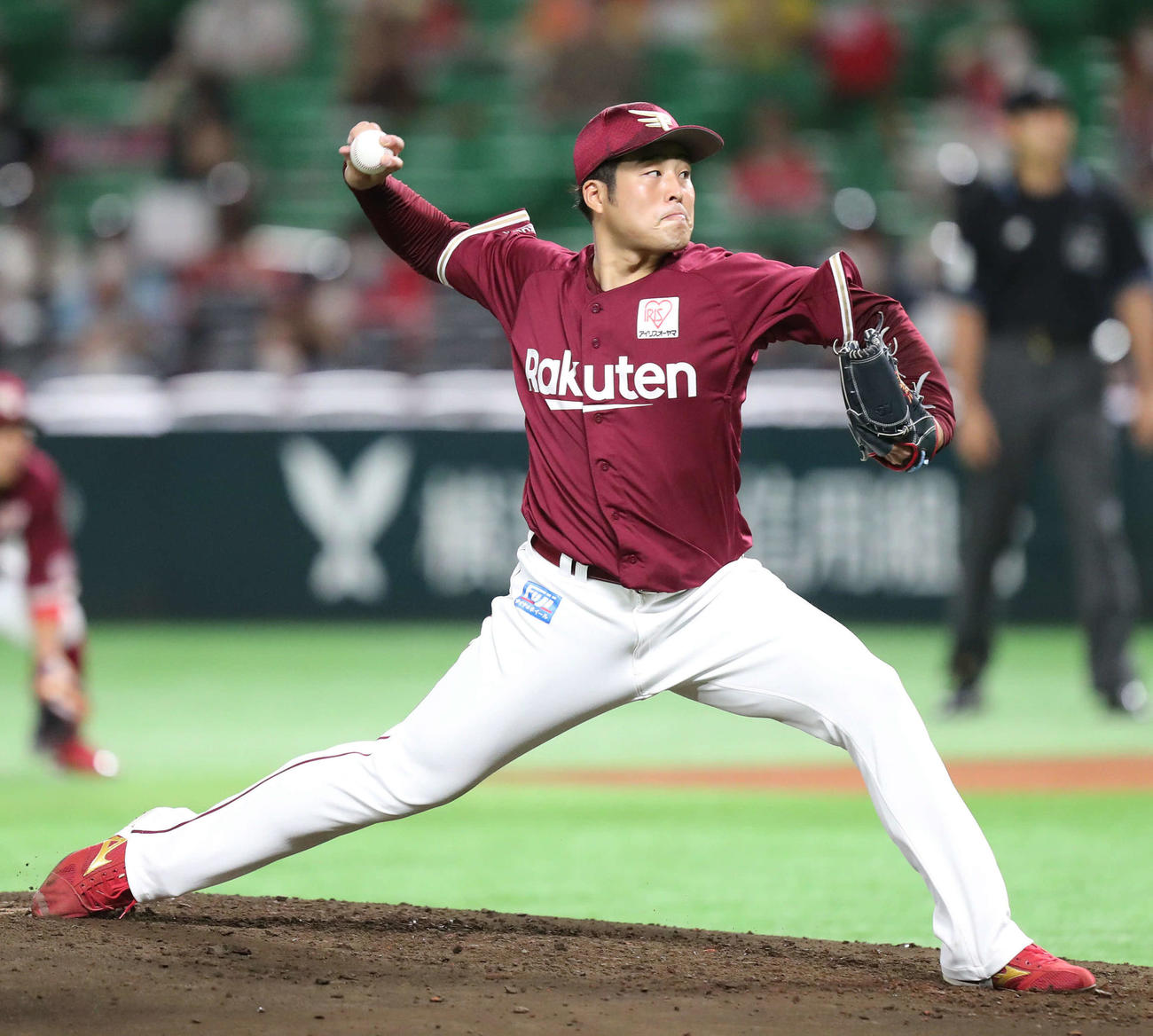 ソフトバンク対楽天　楽天先発の滝中（撮影・梅根麻紀）