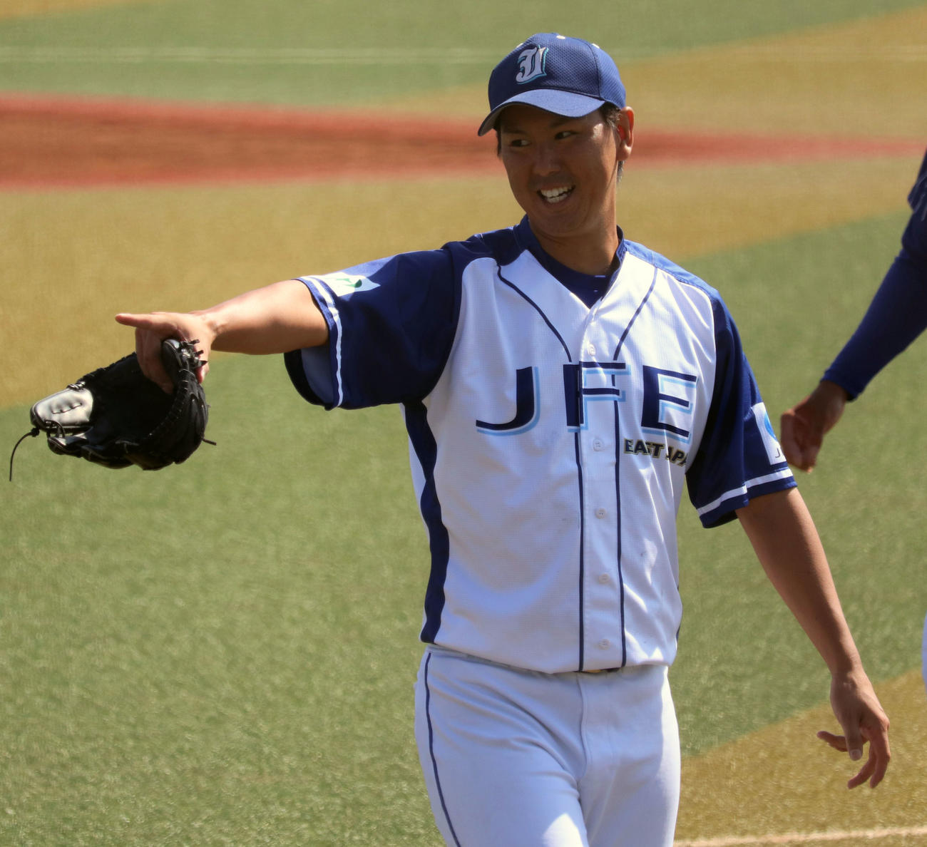 21年10月５日、ＪＦＥ東日本対テイ・エステック　２死満塁のピンチを抑えたＪＦＥ東日本・須田（撮影・阿部泰斉）