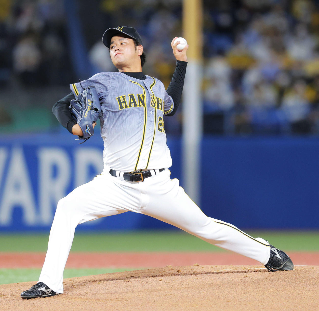 ヤクルト対阪神　阪神先発の高橋（撮影・河田真司）