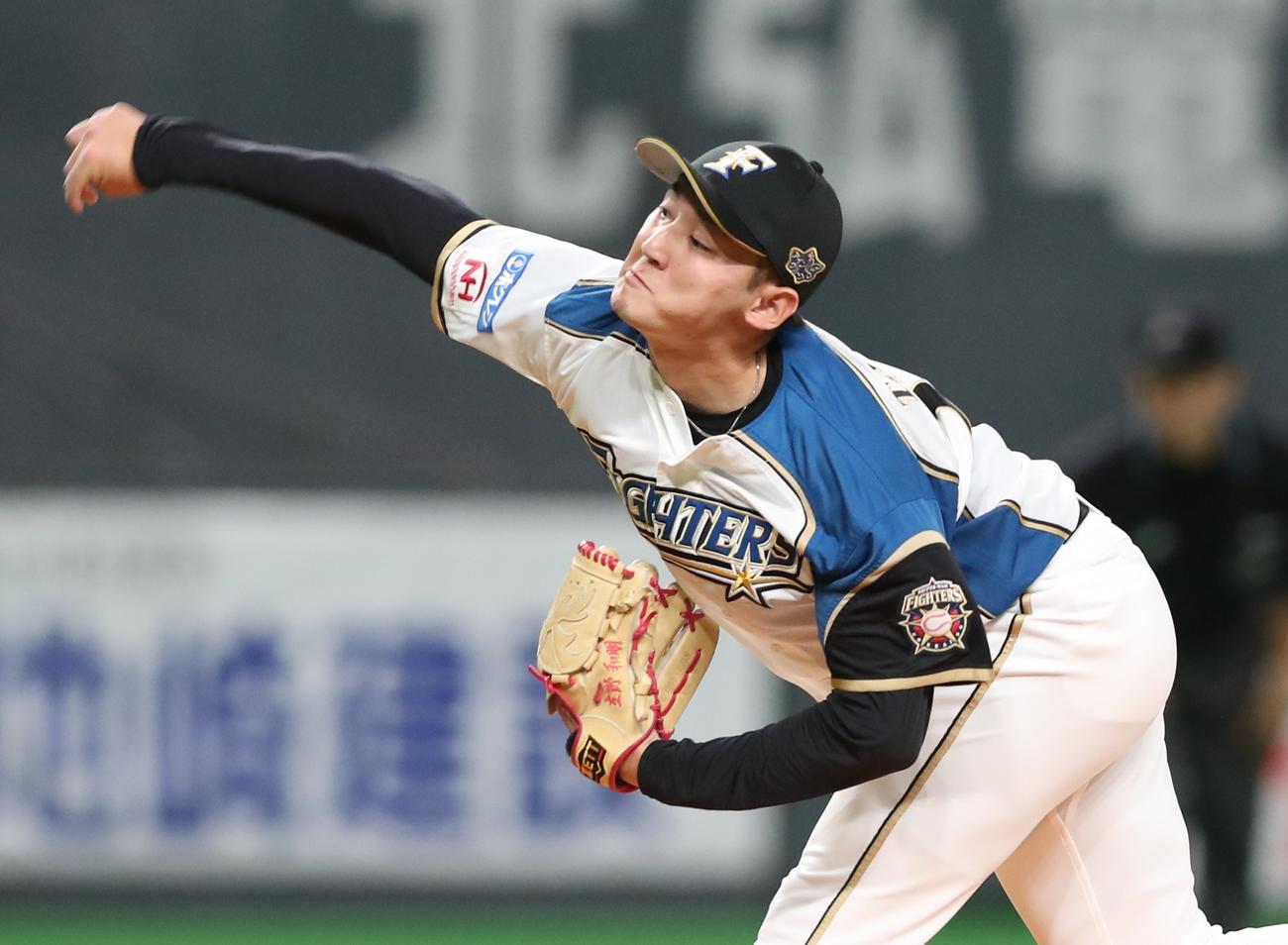 日本ハム対ロッテ　力投する日本ハム先発の立野（撮影・黒川智章）