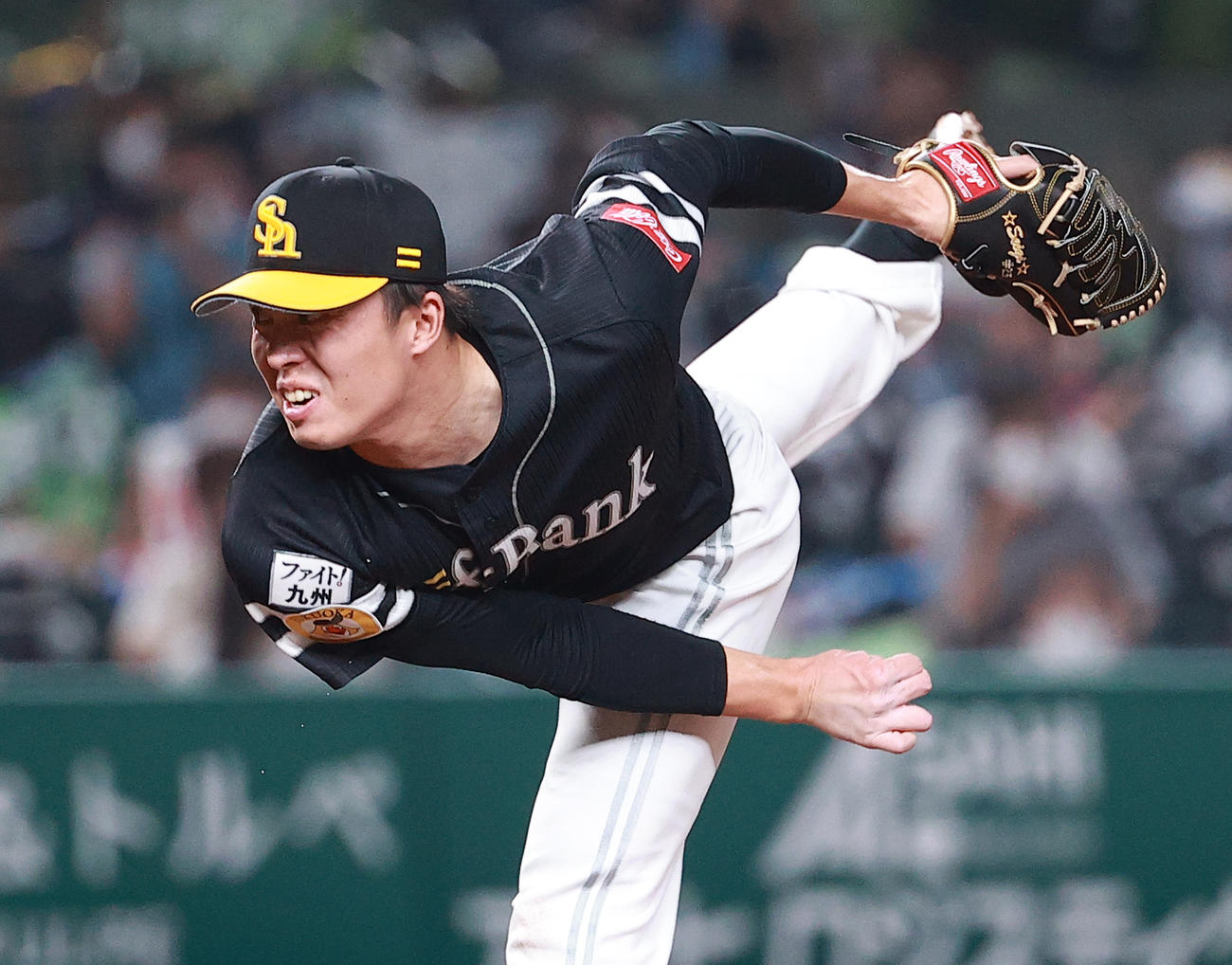21年8月26日、西武対ソフトバンク　7回裏西武の攻撃で登板した田中（撮影・浅見桂子）