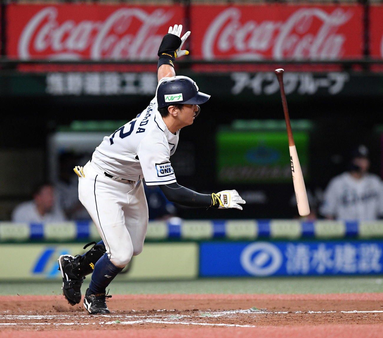 西武対ソフトバンク　8回裏西武無死一、二塁、山田は勝ち越しの適時二塁打を放つ（撮影・滝沢徹郎）