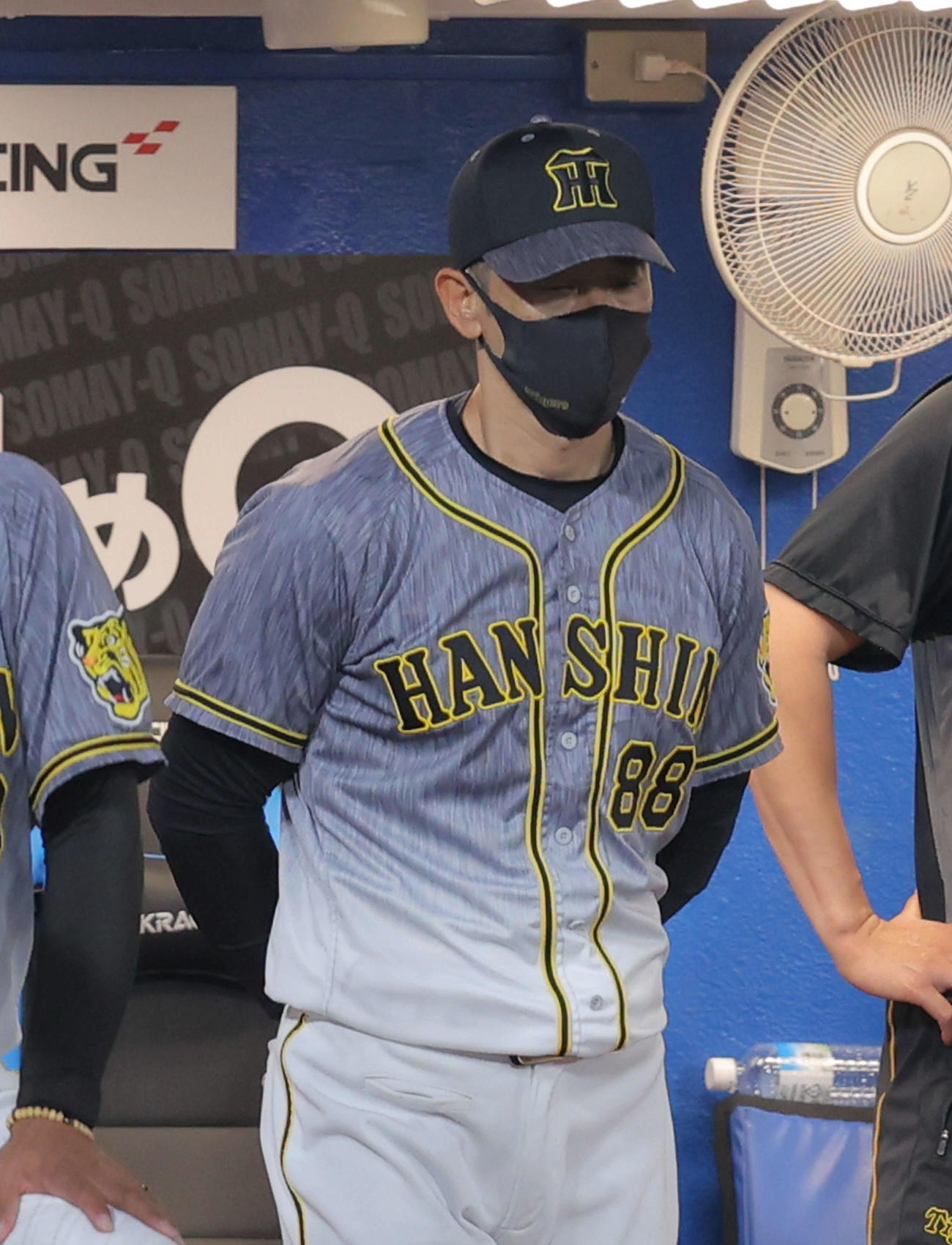 ヤクルト対阪神　ヤクルトに敗れ浮かない表情の阪神矢野監督（撮影・河田真司）