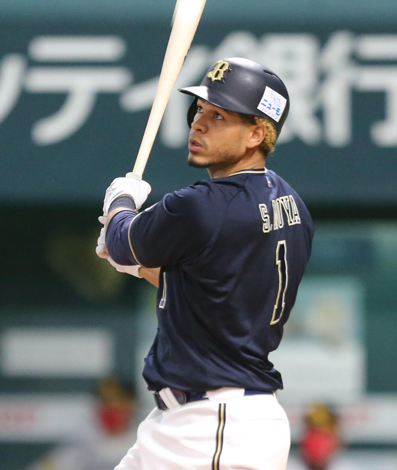 ソフトバンク対オリックス　8回表オリックス1死、モヤは左越え本塁打を放つ（撮影・屋方直哉）