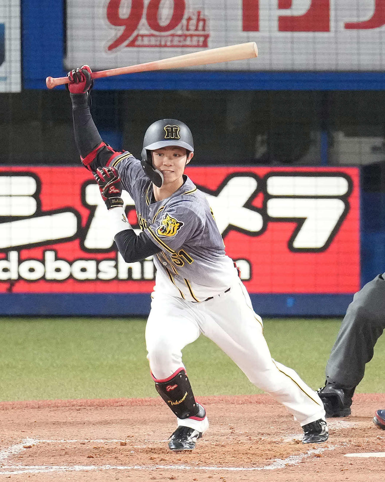 ヤクルト対阪神　4回表阪神1死満塁、2点中前適時打を放つ中野（撮影・鈴木みどり）