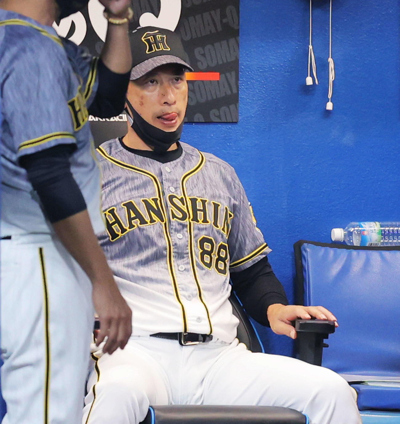 ヤクルト対阪神　8回裏を終え、浮かない表情の阪神矢野監督（撮影・河田真司）
