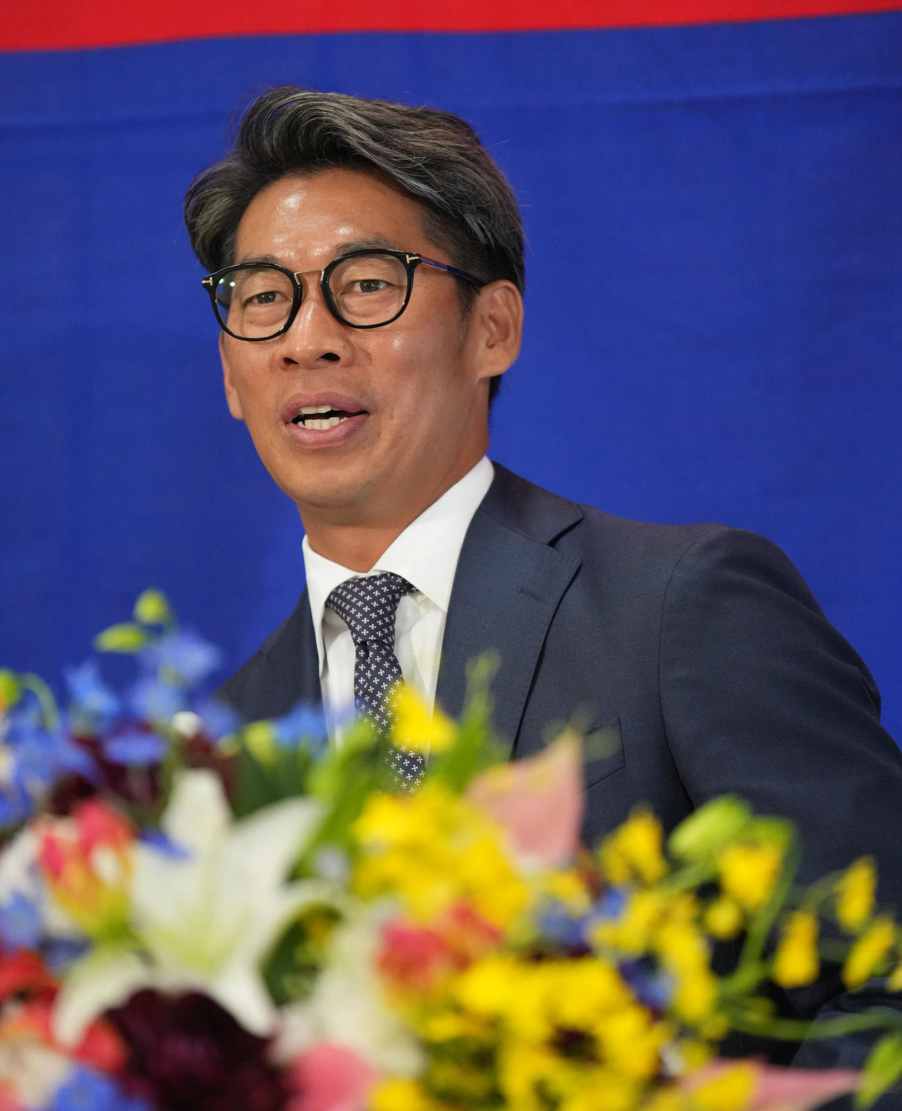 2021年10月7日、引退会見を行った山井（撮影・森本幸一）