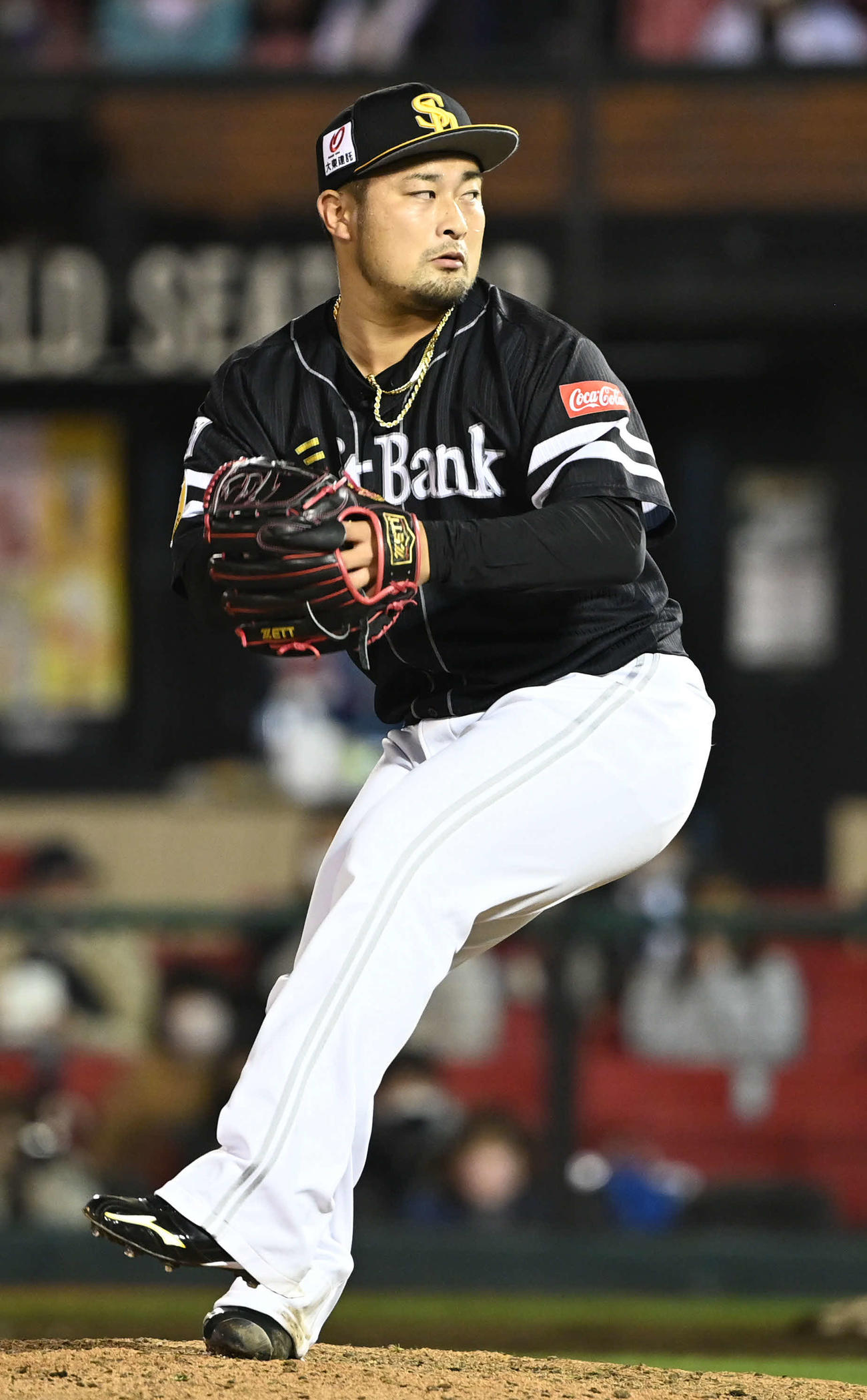楽天対ソフトバンク　2敗目を喫したソフトバンク森（撮影・山崎安昭）
