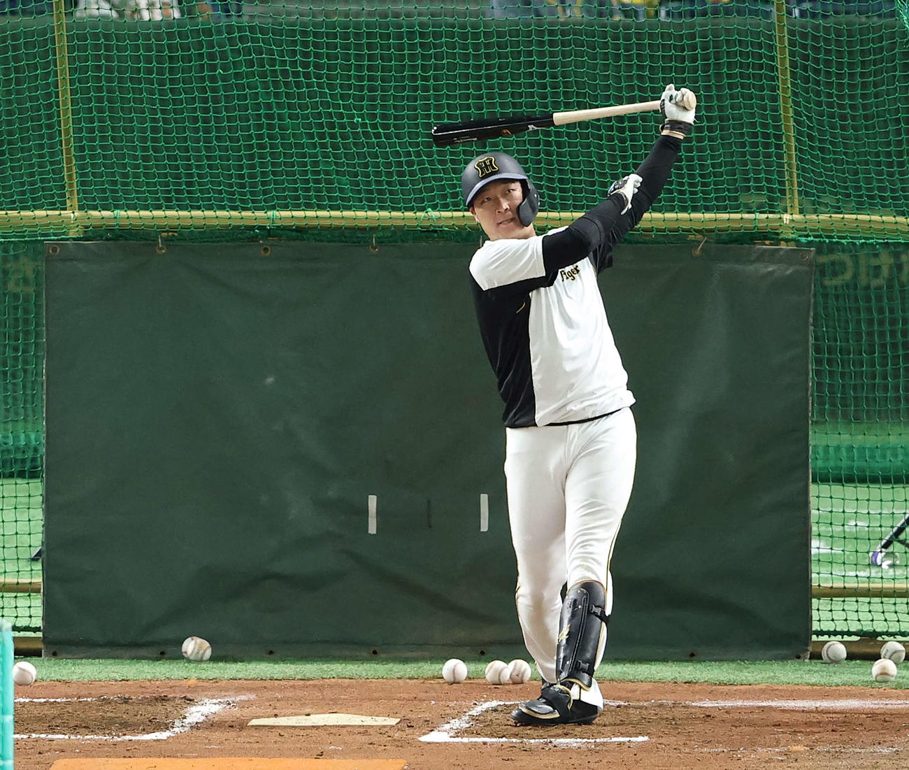巨人対阪神　試合前の打撃練習に臨んだ阪神大山（撮影・河野匠）