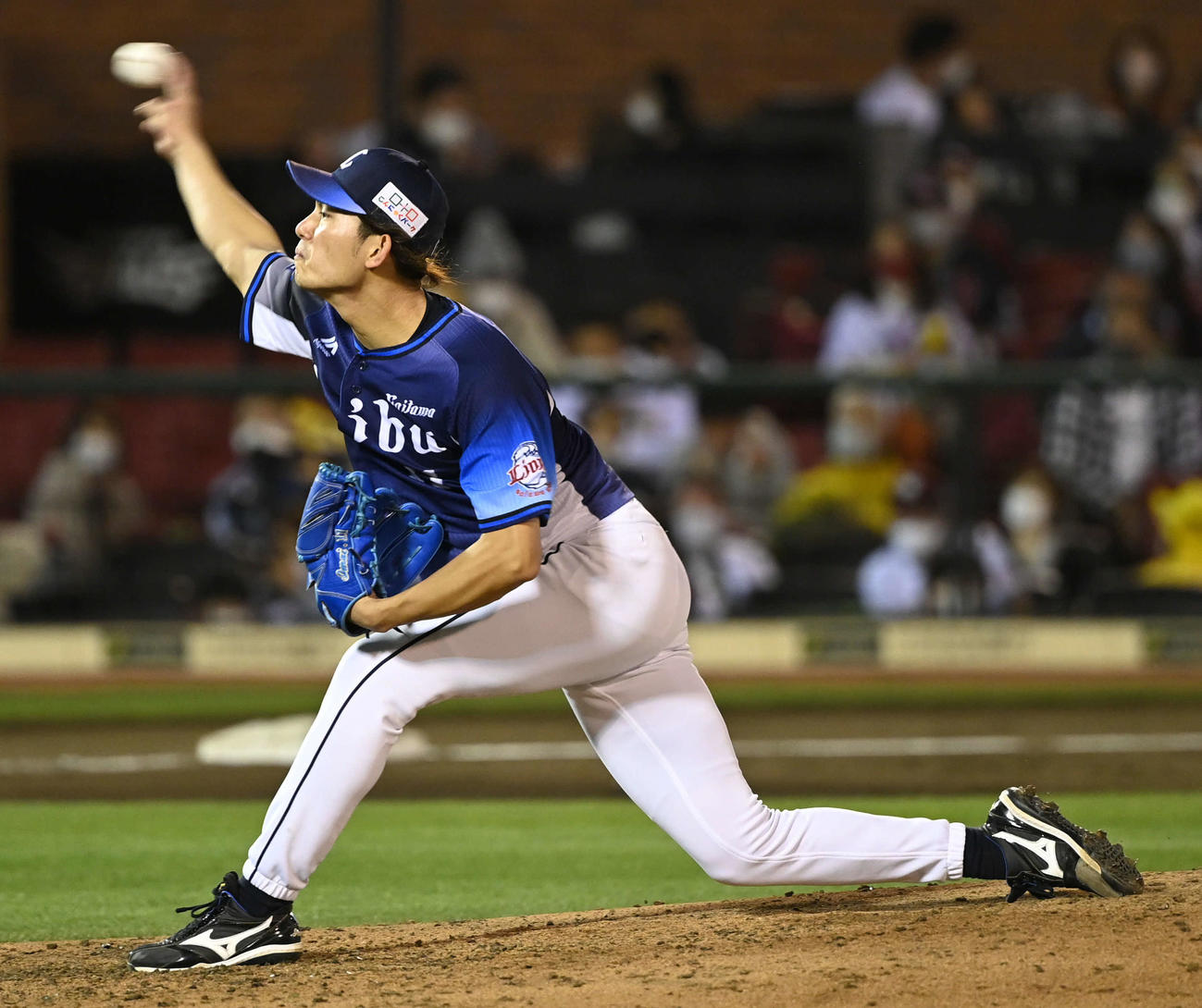 楽天対西武　完投で8勝目を挙げた西武今井（撮影・山崎安昭）