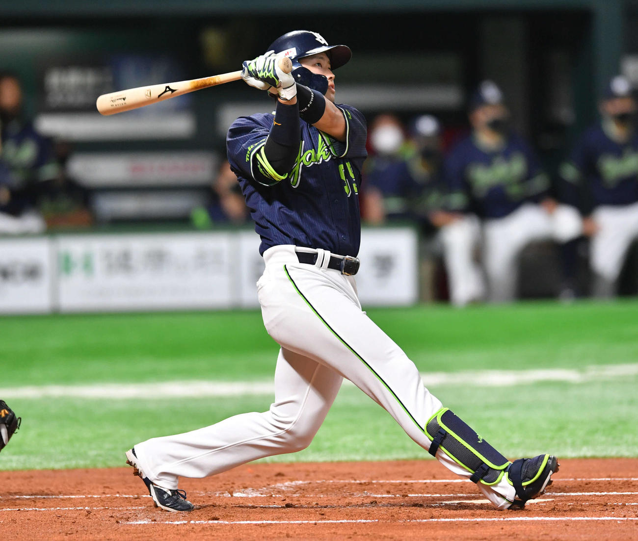 ソフトバンク対ヤクルト　2回表ヤクルト無死、村上は先制の右越え本塁打を放つ（2021年6月11日撮影）