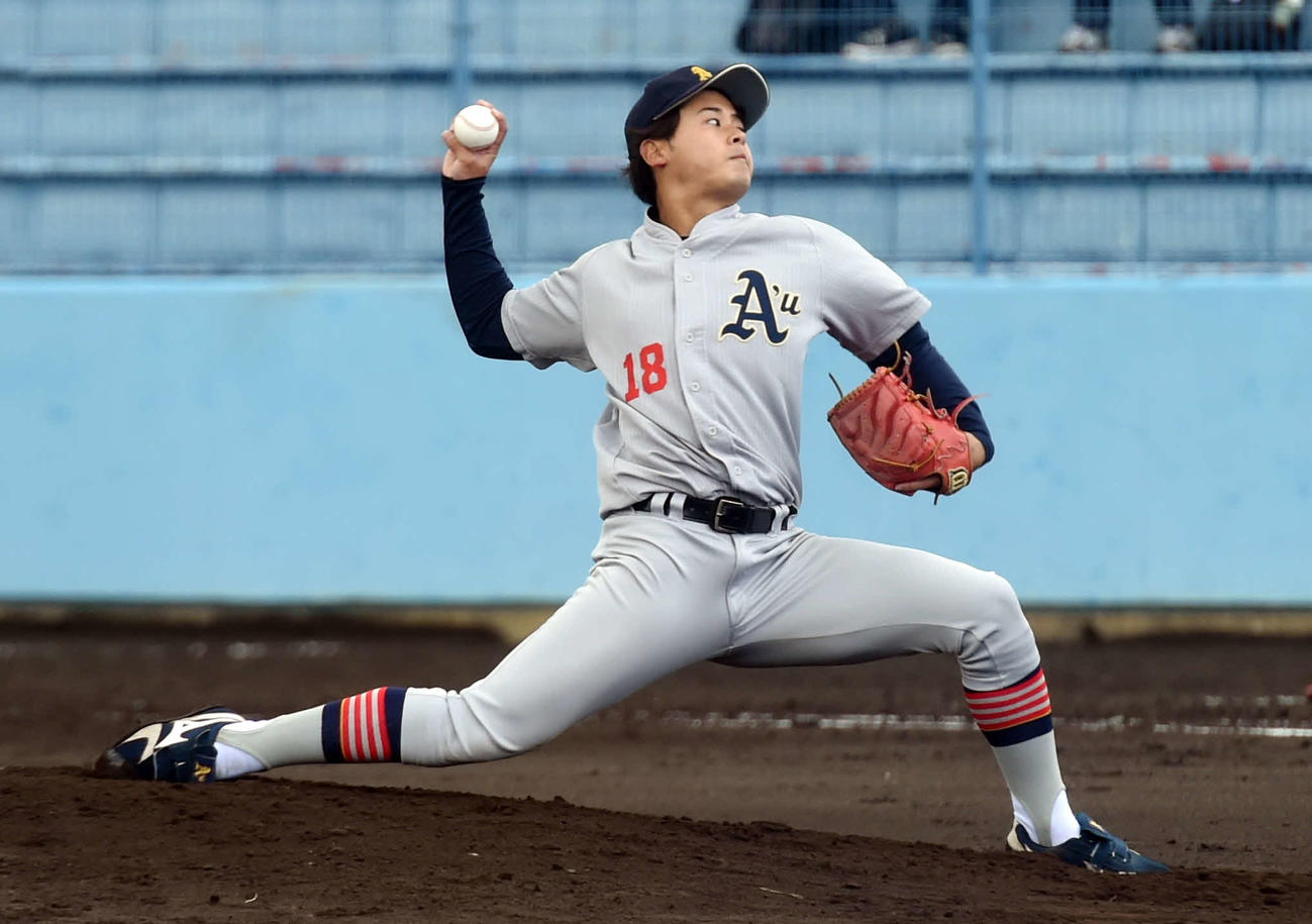気迫の投球で自身4勝目を挙げた青森大・三野宮