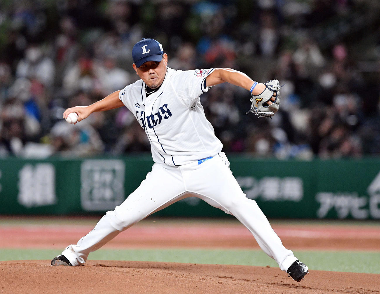 西武対日本ハム　引退試合で投球する西武松坂（撮影・滝沢徹郎）