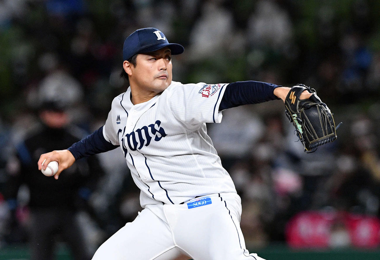 西武対日本ハム　西武先発の松本（撮影・滝沢徹郎）