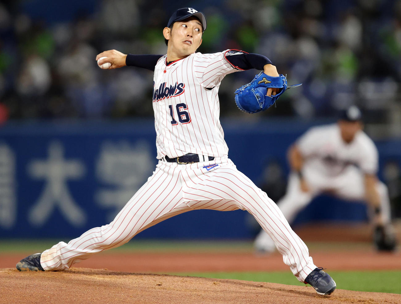 ヤクルト対巨人　ヤクルト先発の原（撮影・狩俣裕三）
