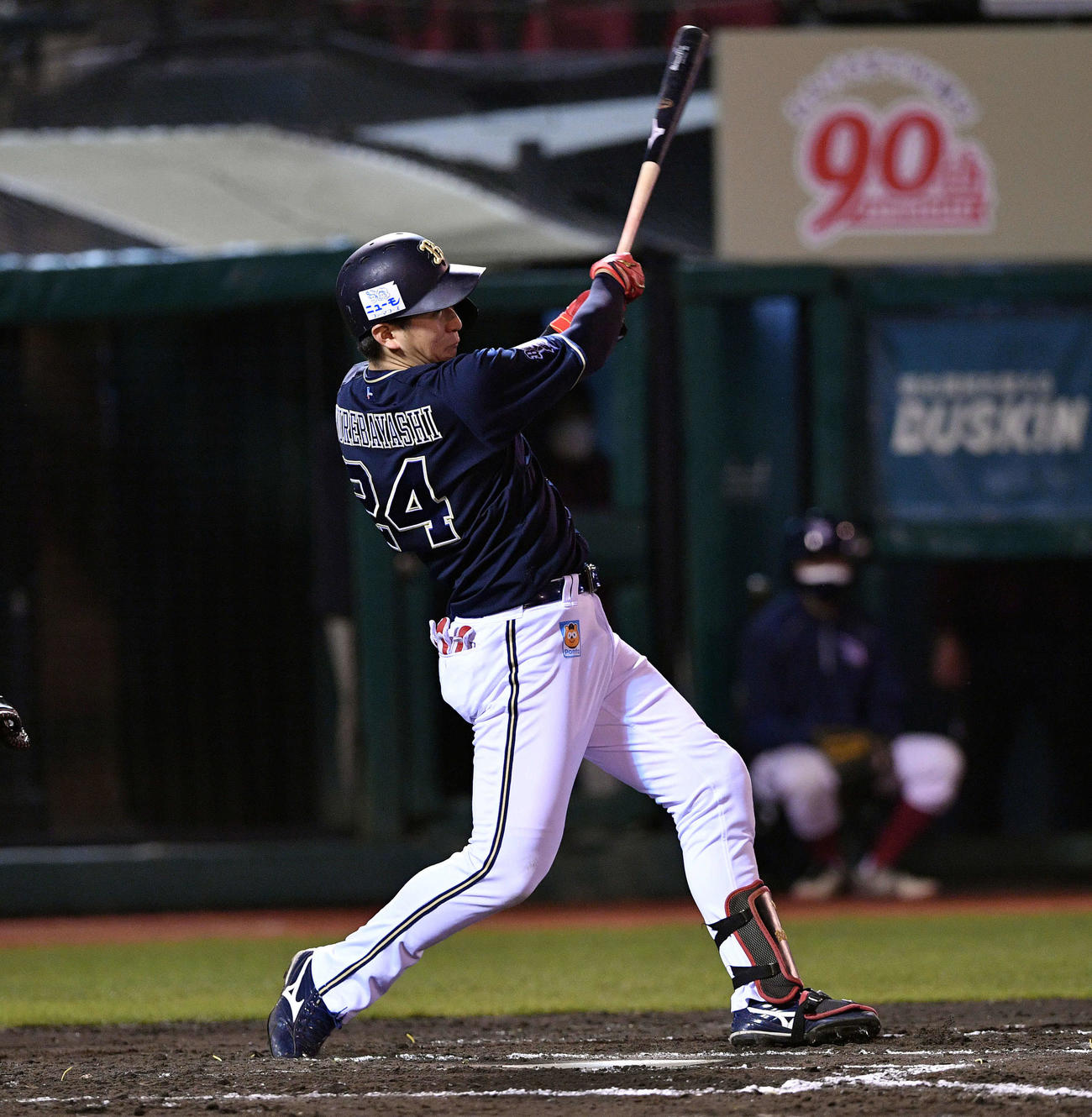 楽天対オリックス　7回表オリックス2死一、三塁、紅林は右前適時打を放つ（撮影・滝沢徹郎）