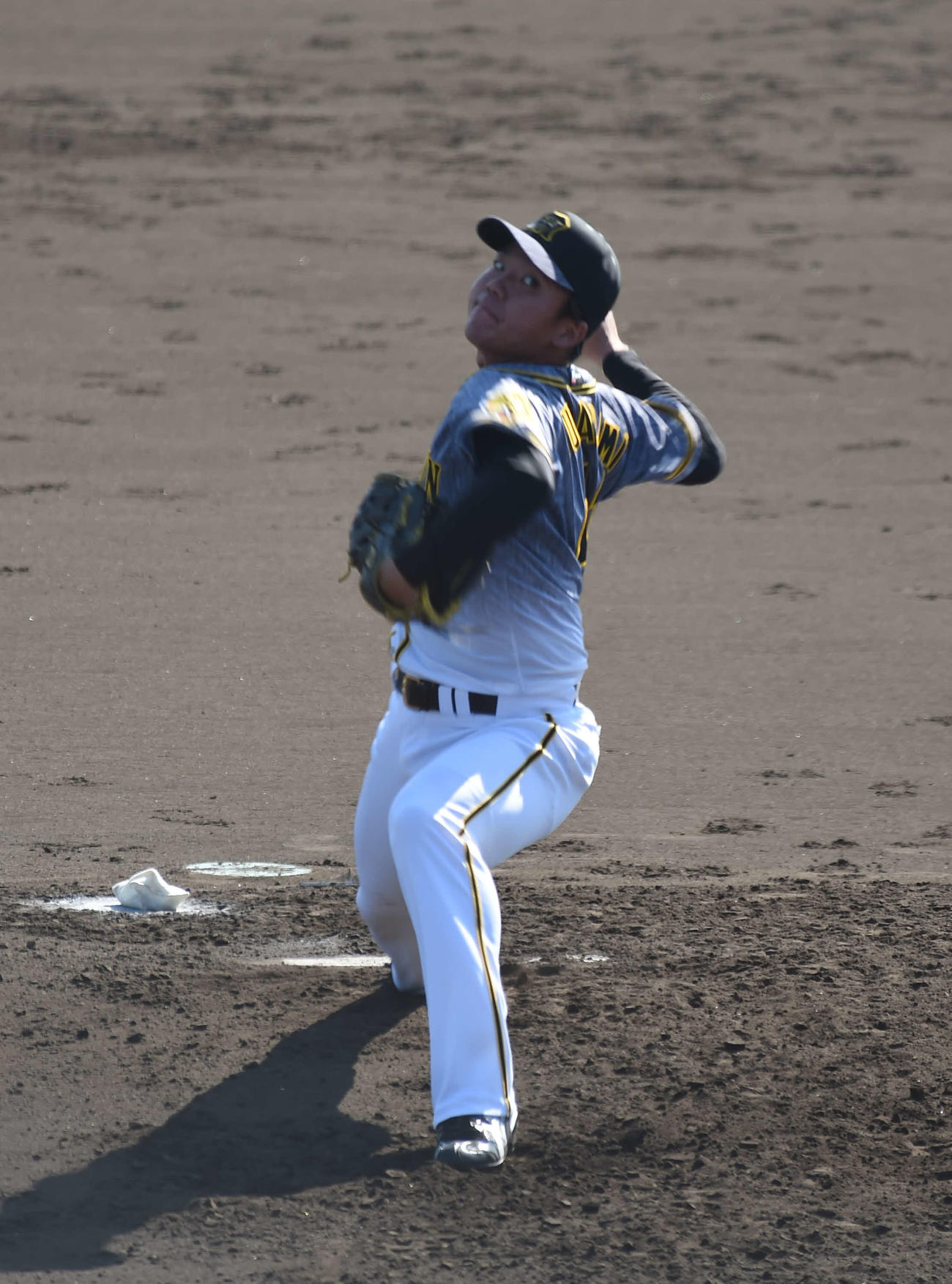 みやざきフェニックス・リーグ西武戦に中継ぎし、1イニングを無失点と好投した阪神村上頌樹投手
