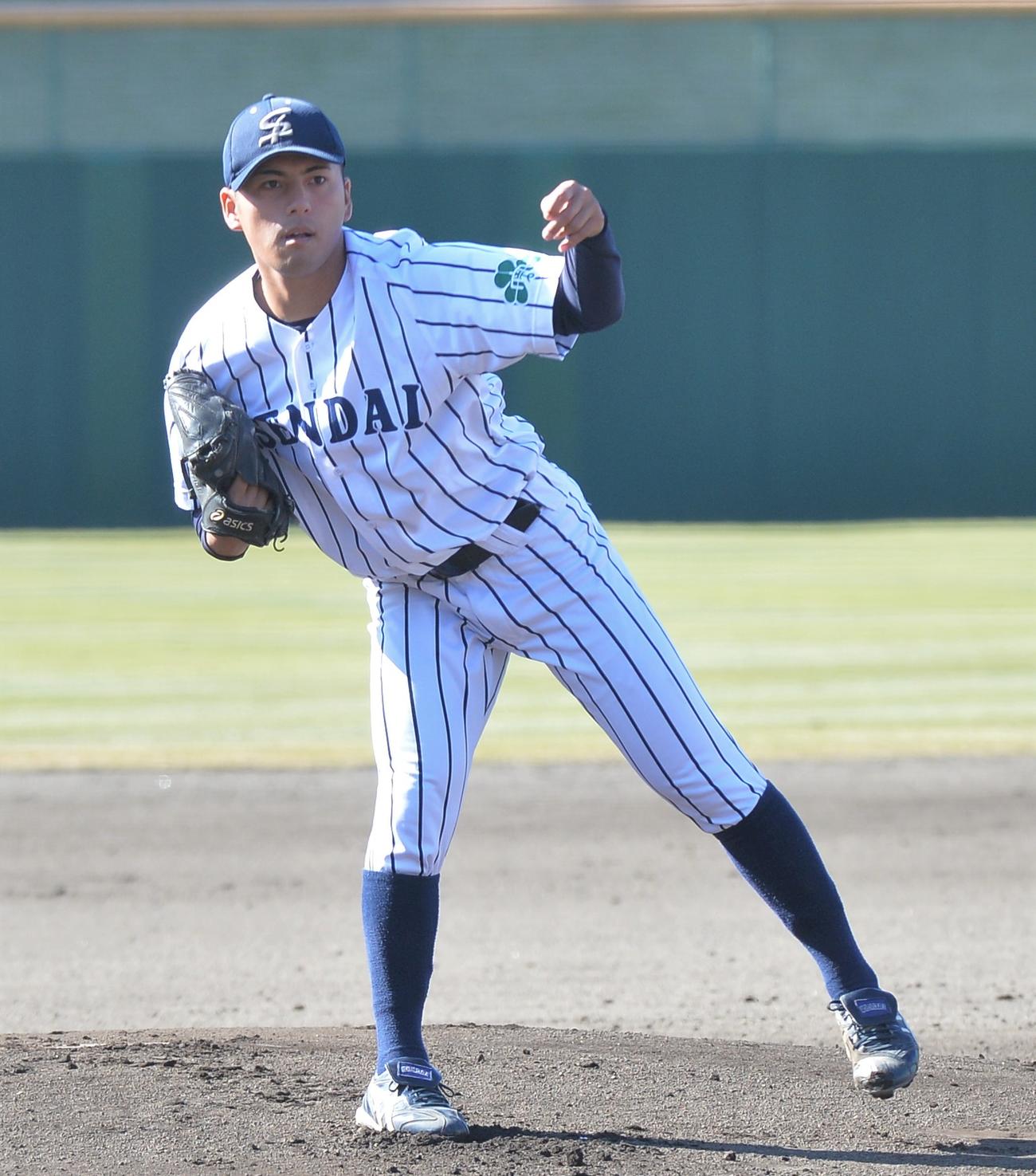 東北公益文科大対仙台大　先発した仙台大・長久保（撮影・佐藤究）