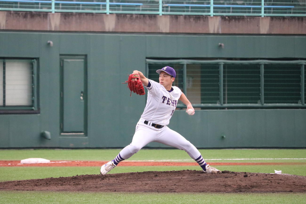 天理大先発の井奥勘太投手（撮影・林亮佑）