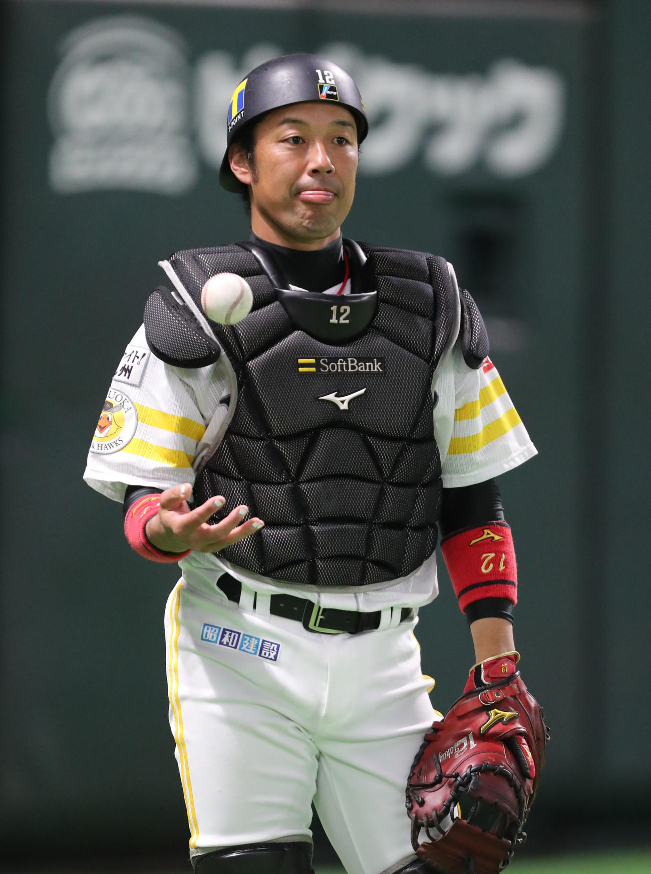 ソフトバンク対DeNA 9回からマスクを被った高谷裕亮（2021年3月16日撮影）