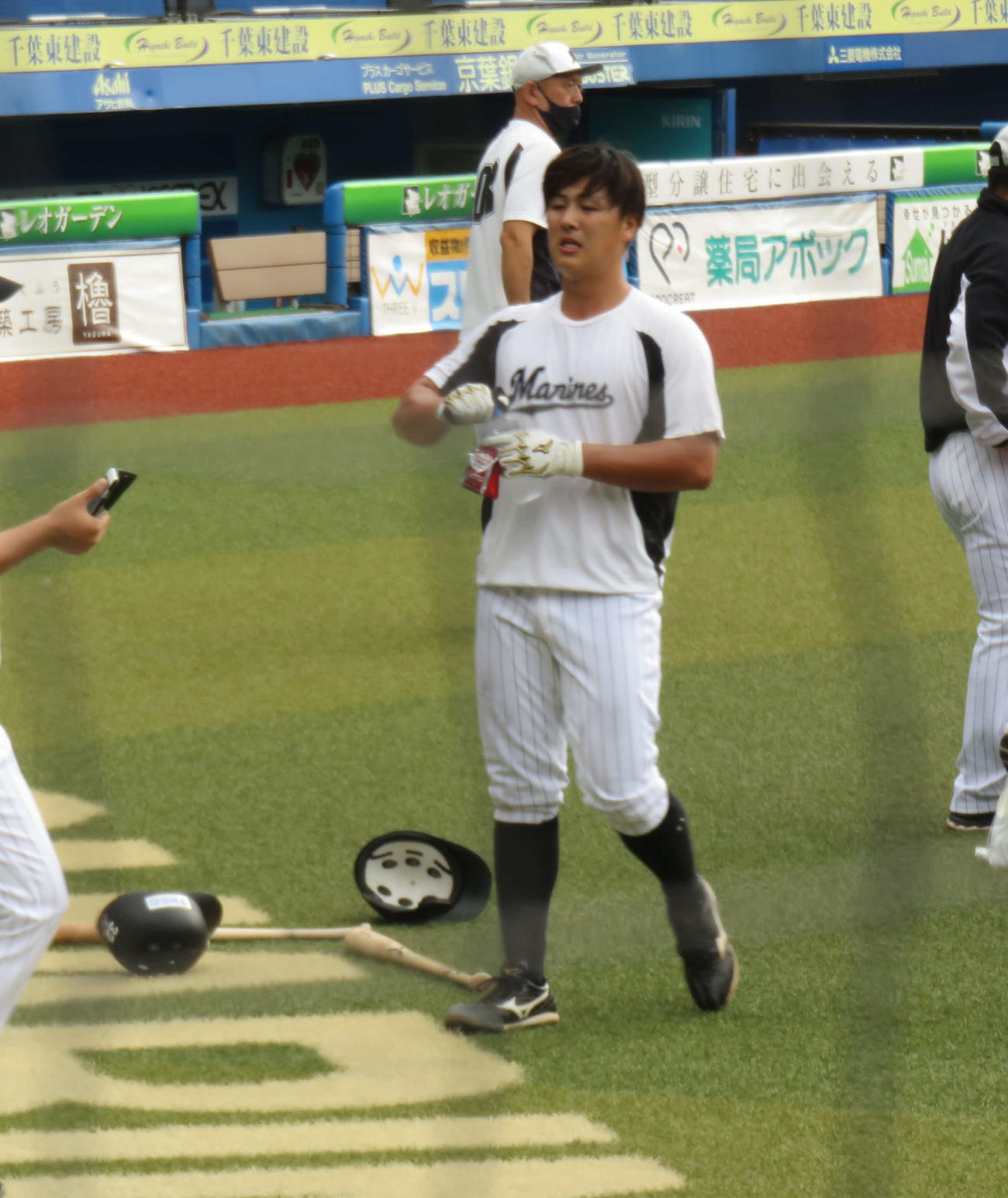 ZOZOマリンでのミニキャンプに参加したロッテ山口