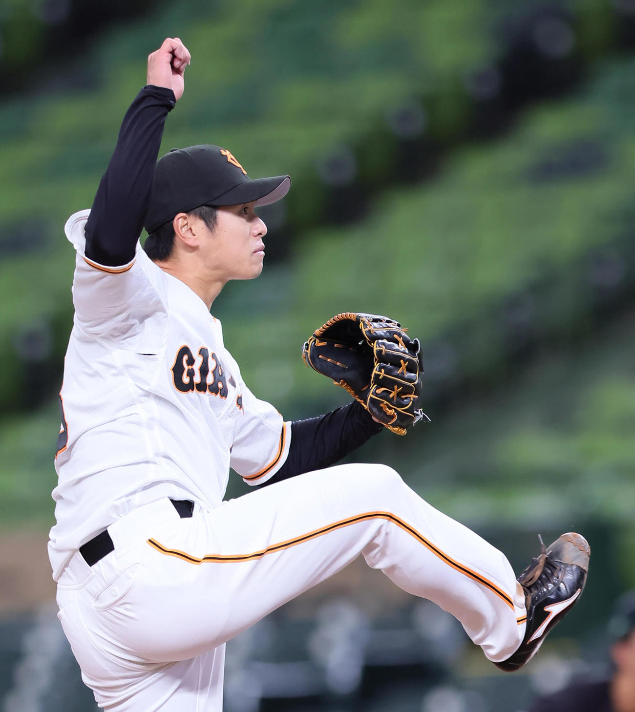12球団合同トライアウトで登板する巨人古川（2021年12月8日撮影）