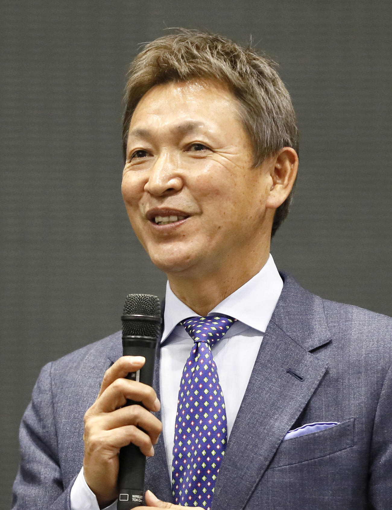 トークショーに参加した中日立浪監督（共同）