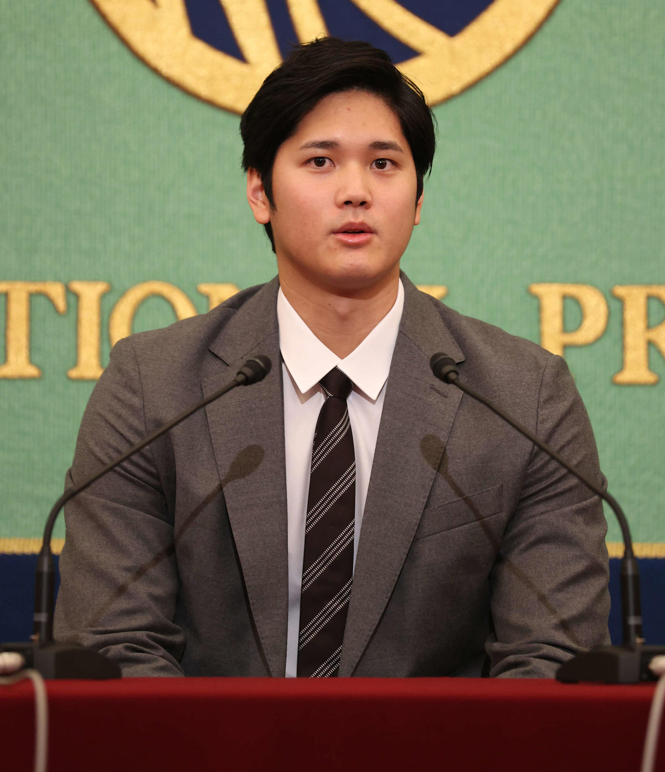 日本記者クラブでの会見に臨んだエンゼルス大谷（撮影・河野匠）