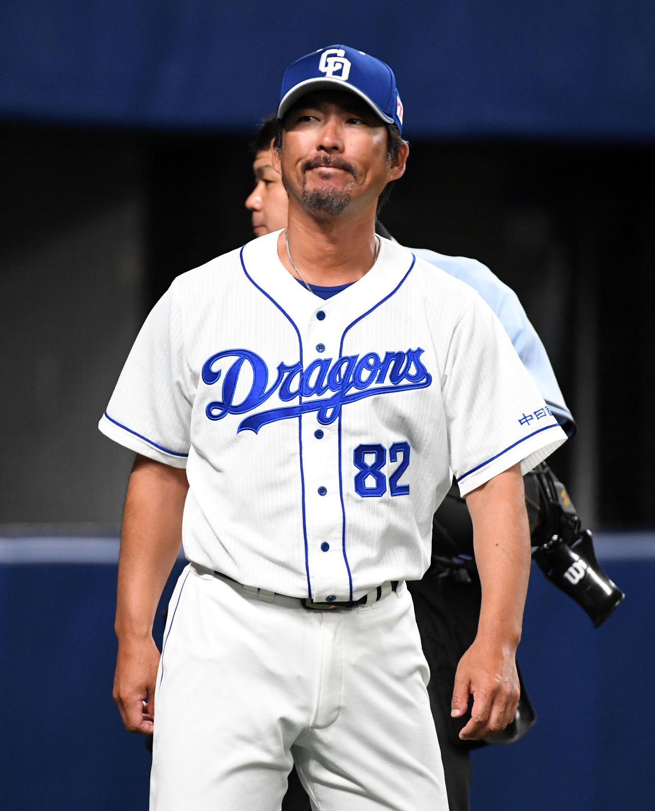 ひげを蓄えていた中日2軍監督時代の小笠原コーチ＝2019年8月23日