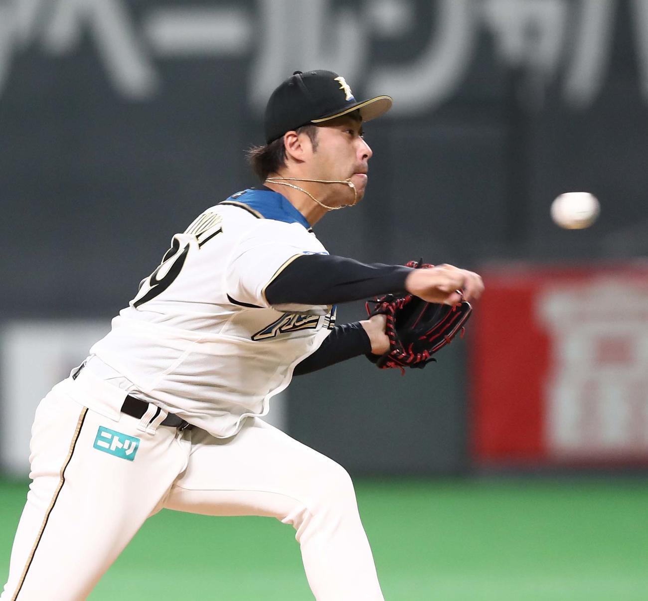 日本ハム秋吉亮（21年8月21日撮影）
