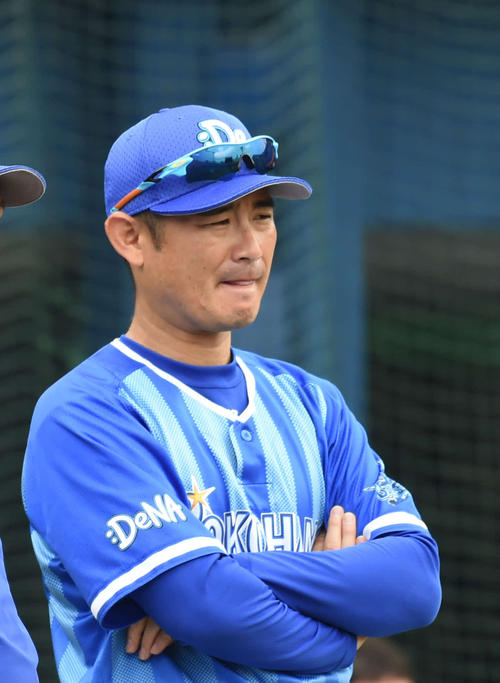 DeNA坪井智哉1軍打撃コーチ退団 ルーキー牧秀悟らを指導 - プロ