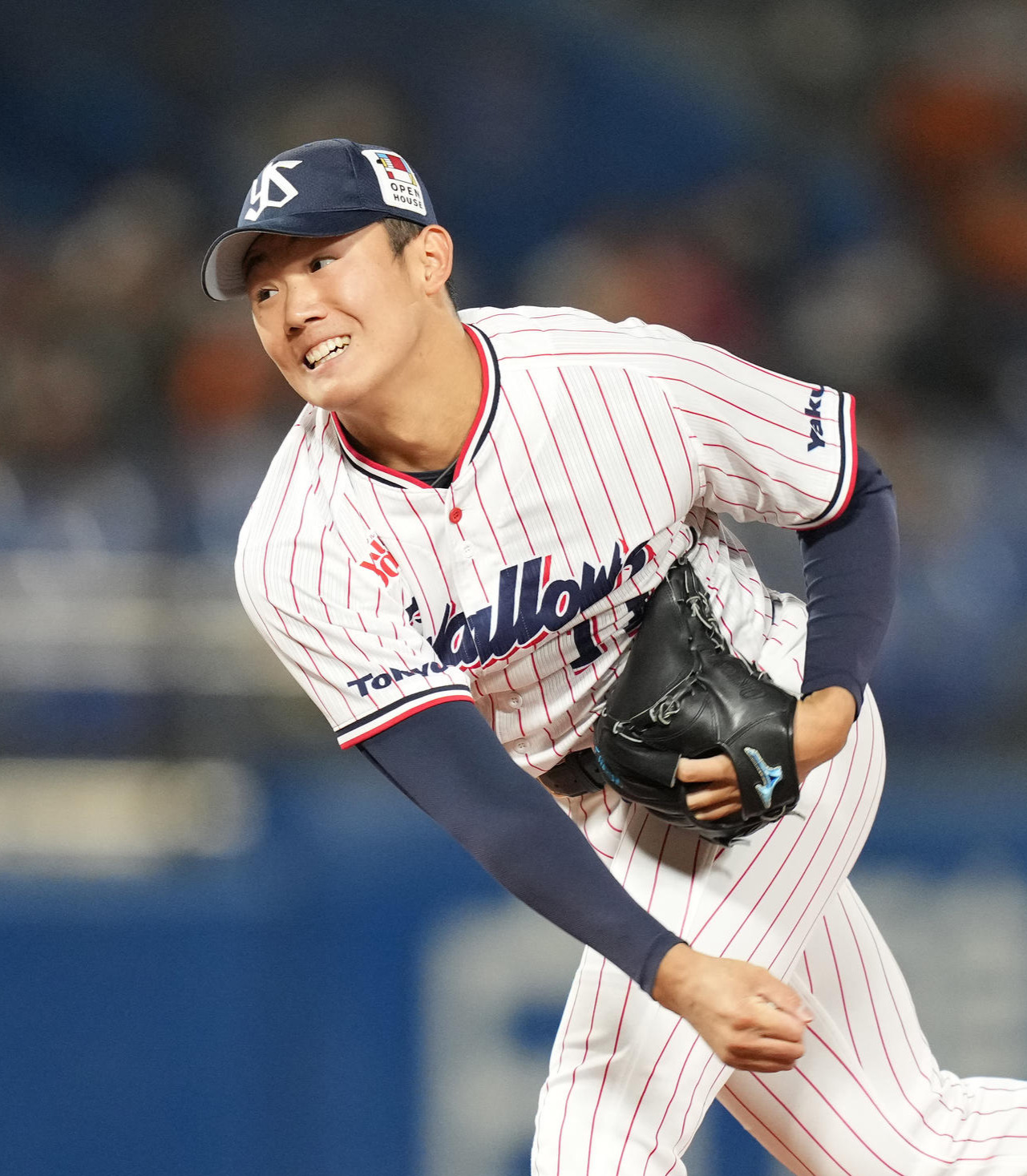 ヤクルト奥川＝2021年11月10日