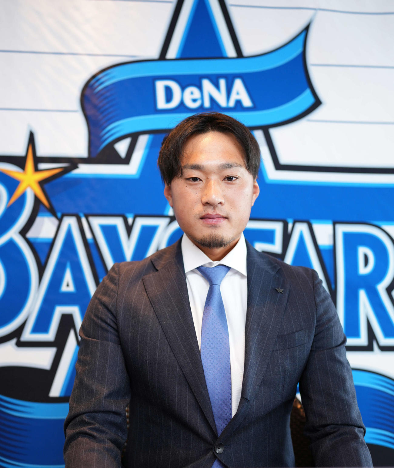 契約更改を終えオンラインで記者会見を行うDeNA石田（代表撮影）