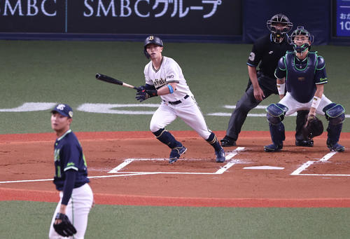 オリックス福田周平が両チーム通じて日本シリーズ初安打 軽快に決め