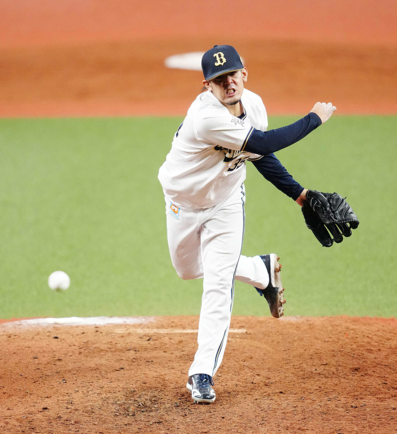 オリックス対ヤクルト　オリックス4番手の比嘉（撮影・江口和貴）